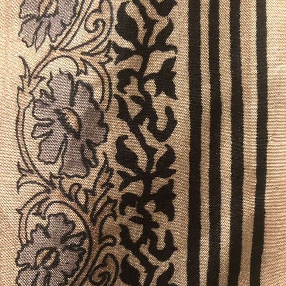 🌸Wayan Convertible Skirt / Sarong🌸 - Picture 5 of 8